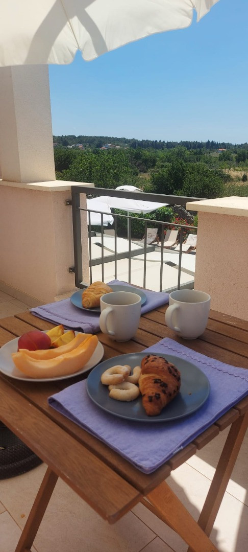 Villa Giove, Solta, mit beheiztem Pool, nahe dem Meer Grohote