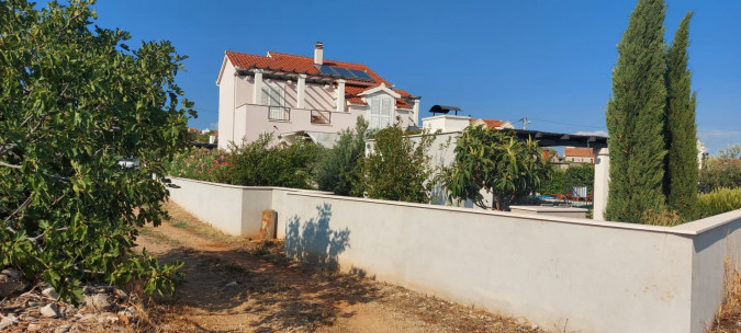 Villa Giove, Solta, mit beheiztem Pool, nahe dem Meer Grohote