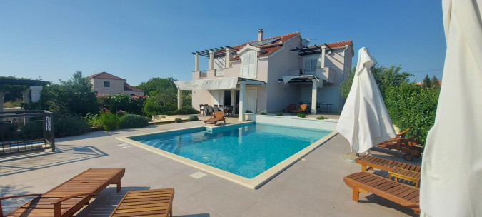 Villa Giove, Solta, mit beheiztem Pool, nahe dem Meer Grohote