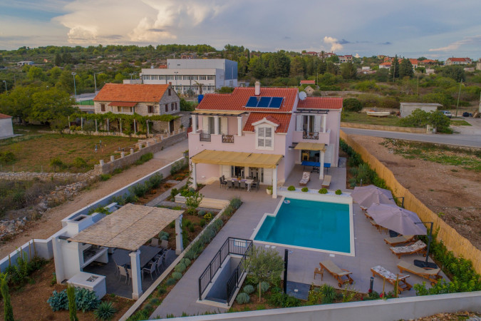 Au&szlig;en, Villa Giove, Solta, mit beheiztem Pool, nahe dem Meer Grohote
