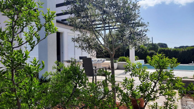 Villa Giove, Solta, mit beheiztem Pool, nahe dem Meer Grohote