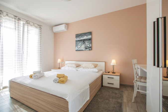Villa Giove, Solta, mit beheiztem Pool, nahe dem Meer Grohote