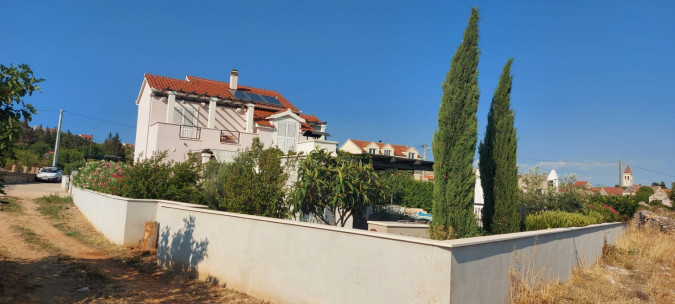 Villa Giove, Solta, mit beheiztem Pool, nahe dem Meer Grohote