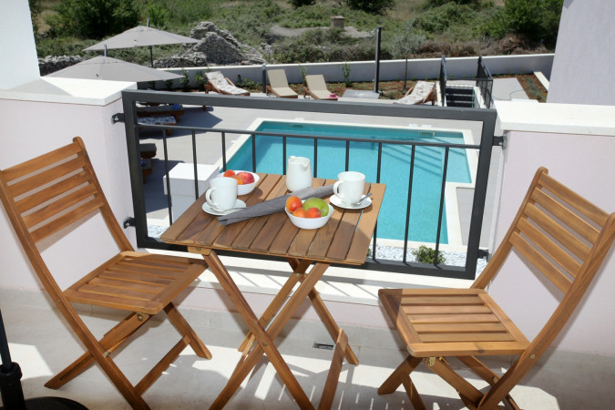 Villa Giove, Solta, mit beheiztem Pool, nahe dem Meer Grohote