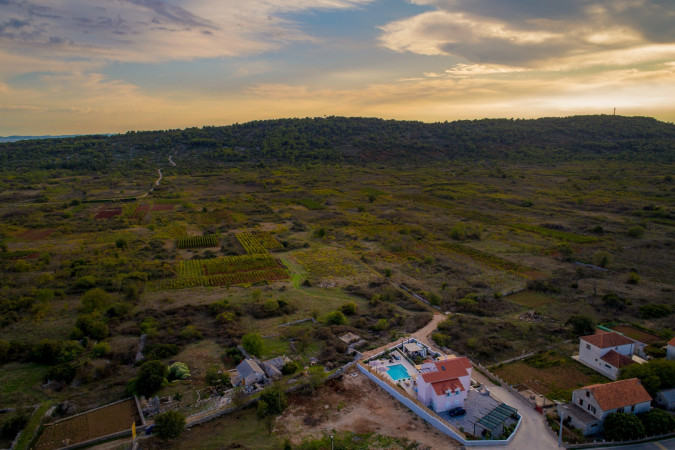 Au&szlig;en, Villa Giove, Solta, mit beheiztem Pool, nahe dem Meer Grohote
